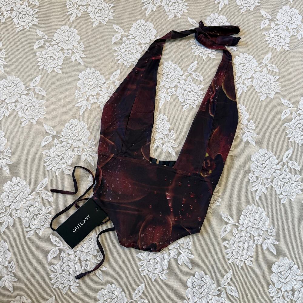 Outcast Eliza Muse Halter Crop Top Size L NWT